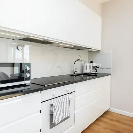 Woronicza Superb Mokotow *