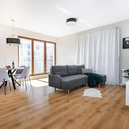 Woronicza Superb Mokotow * Varsovia