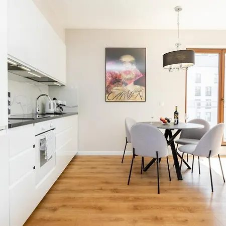 Woronicza Superb Mokotow Βαρσοβία